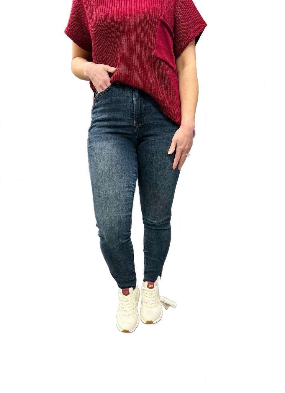 NEW JUDY BLUE high rise tummy control step hem skinny jeans in blue